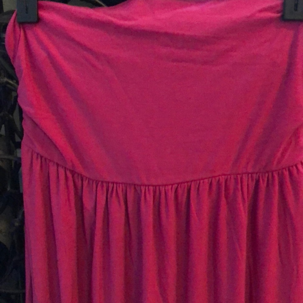 Long sleeveless dress